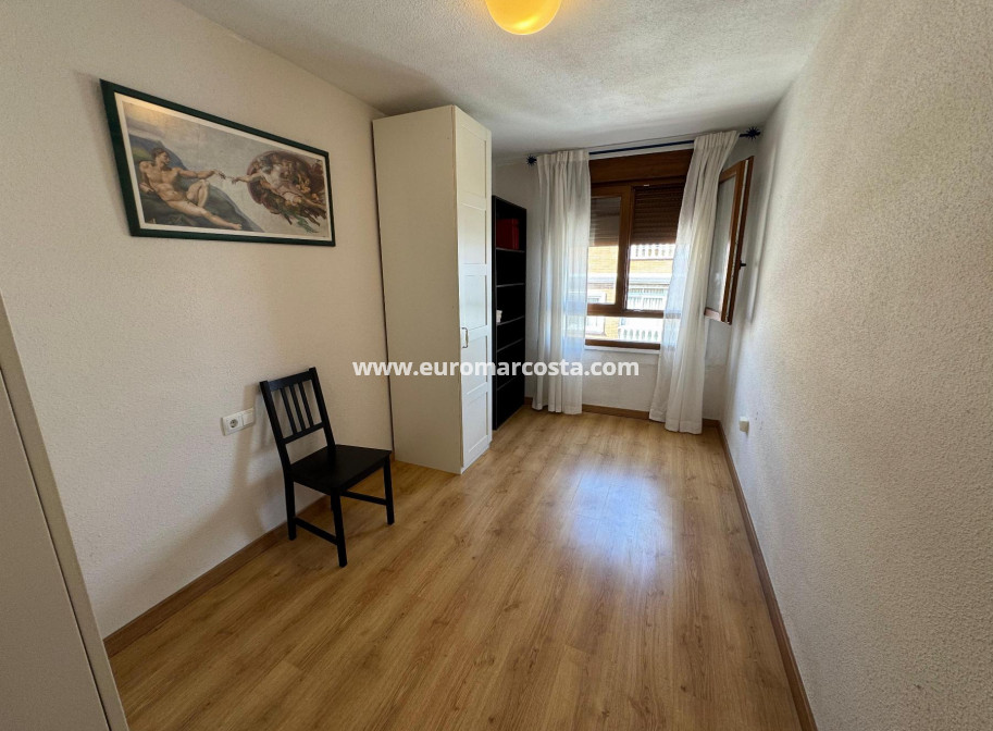 Venta - Apartamento / piso - Torrevieja - TORREVIEJA