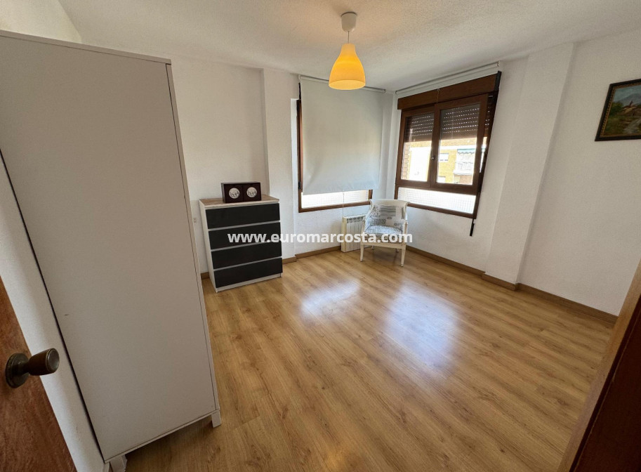 Venta - Apartamento / piso - Torrevieja - TORREVIEJA