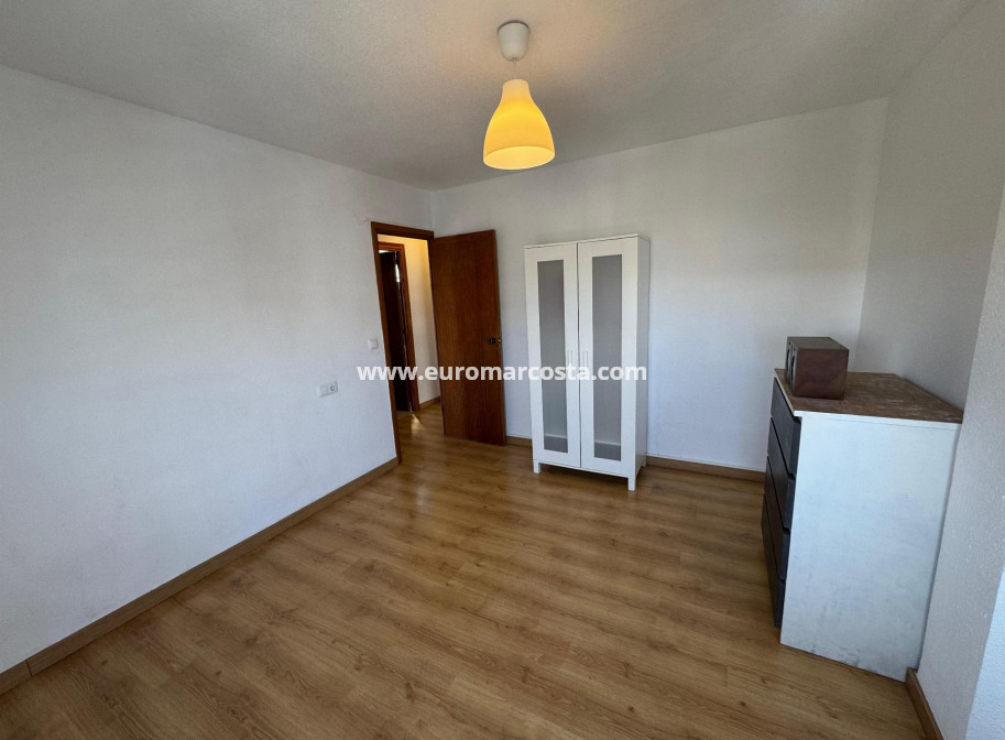 Venta - Apartamento / piso - Torrevieja - TORREVIEJA
