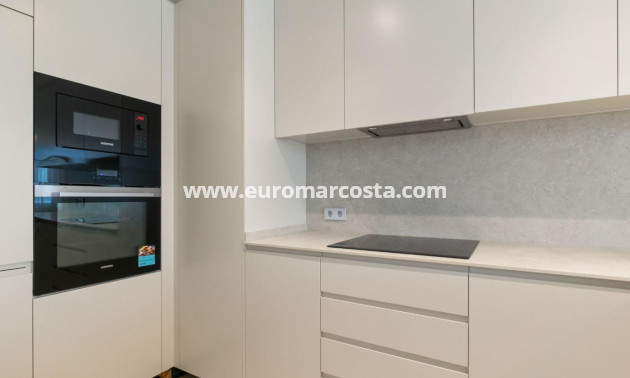 Venta - Apartamento / piso - Torrevieja - TORREVIEJA