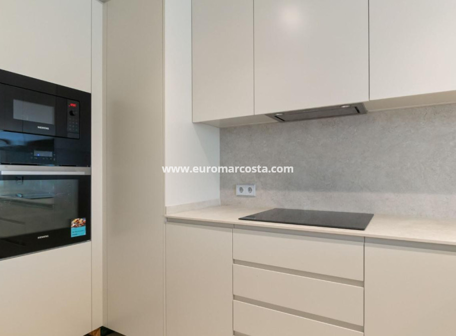 Venta - Apartamento / piso - Torrevieja - TORREVIEJA