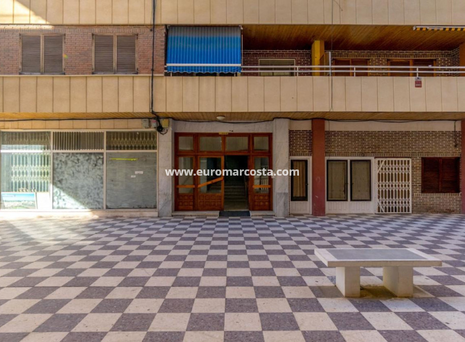 Venta - Apartamento / piso - Torrevieja - TORREVIEJA
