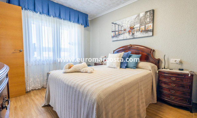 Venta - Apartamento / piso - Torrevieja - TORREVIEJA