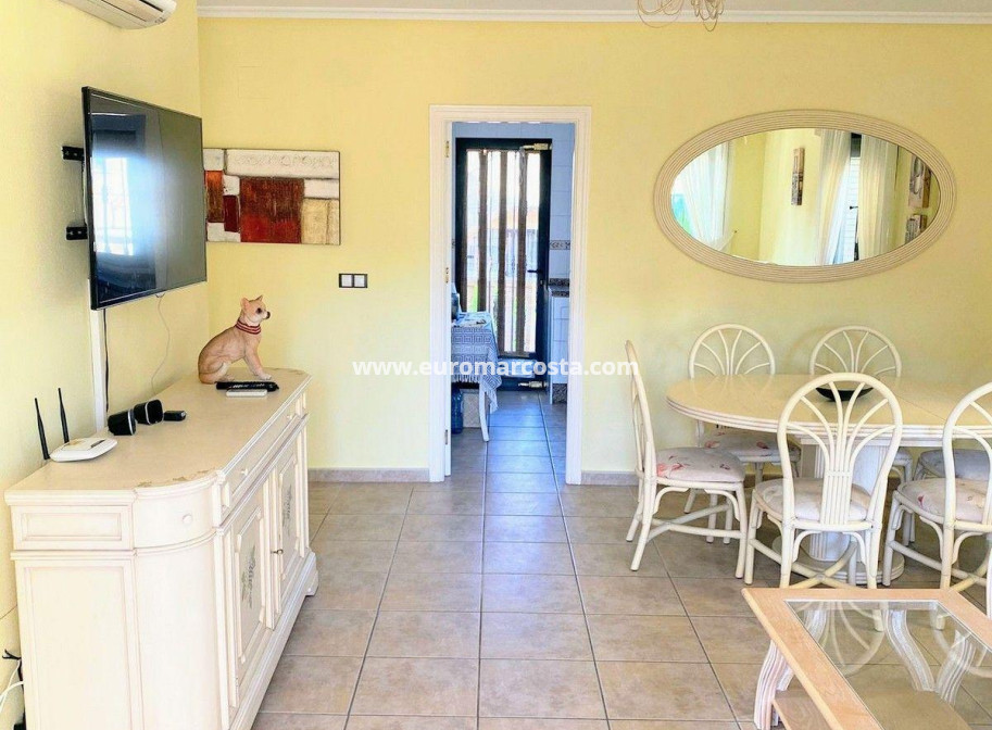 Sale - Chalet - Orihuela Costa