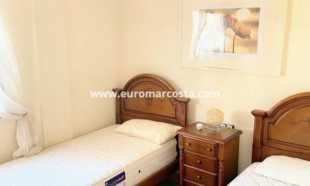Sale - Chalet - Orihuela Costa