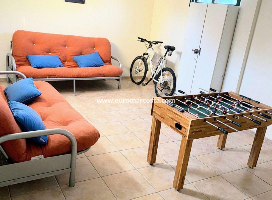 Sale - Chalet - Orihuela Costa