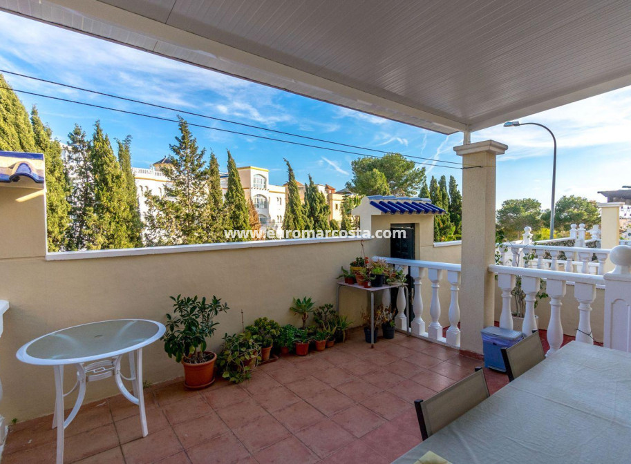 Sale - Casa - Orihuela Costa
