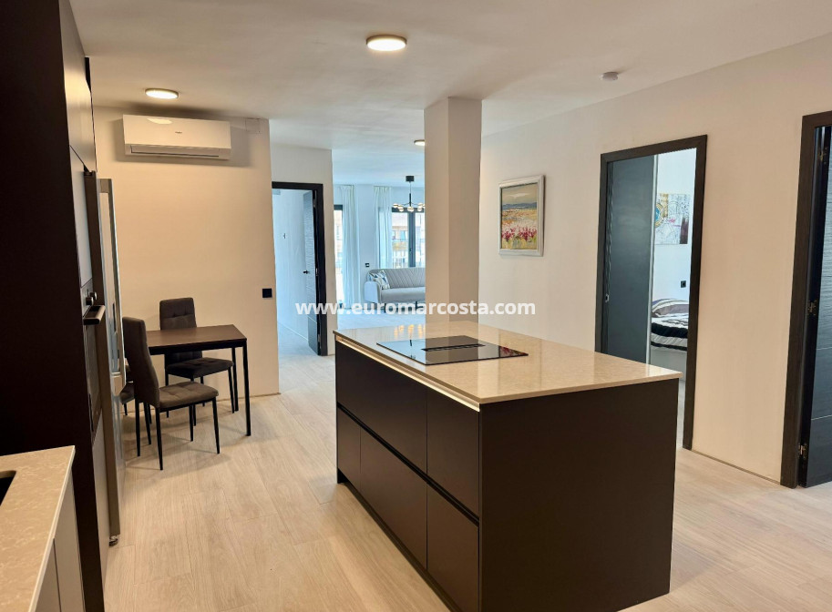 Venta - Apartamento / piso - Torrevieja - TORREVIEJA