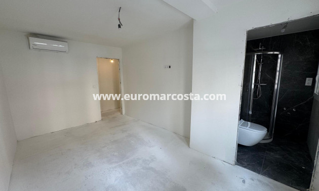 Sale - Apartment / flat - Torrevieja - TORREVIEJA