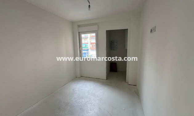 Sale - Apartment / flat - Torrevieja - TORREVIEJA