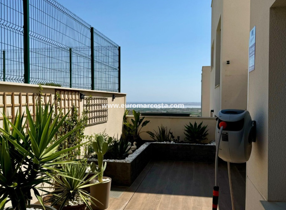 Venta - Bungalow - San Miguel de Salinas