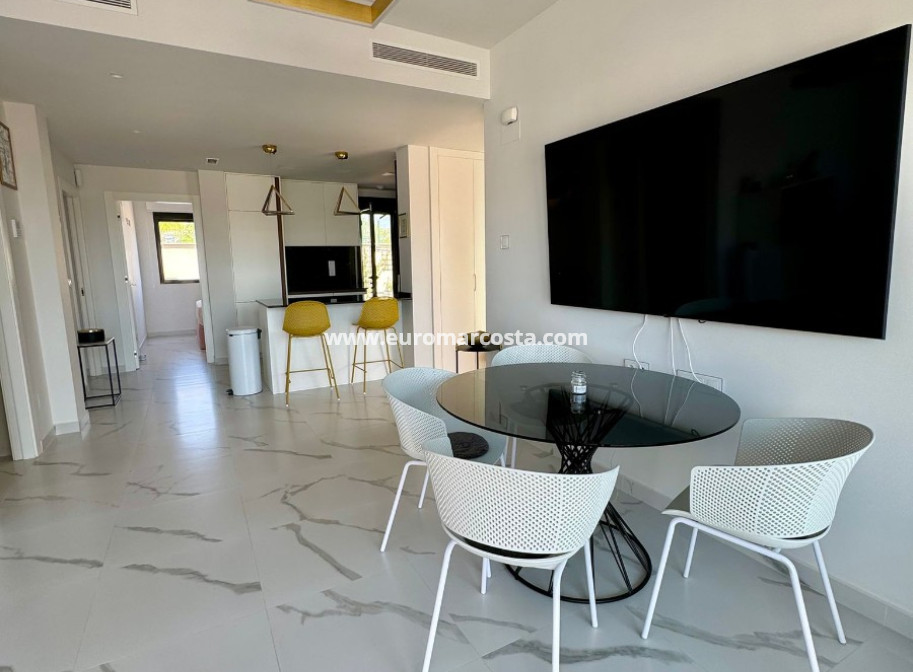 Venta - Bungalow - San Miguel de Salinas