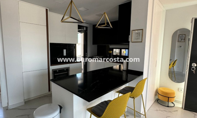 Venta - Bungalow - San Miguel de Salinas