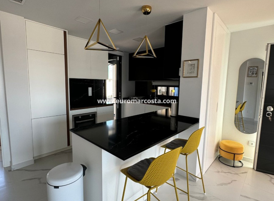 Venta - Bungalow - San Miguel de Salinas