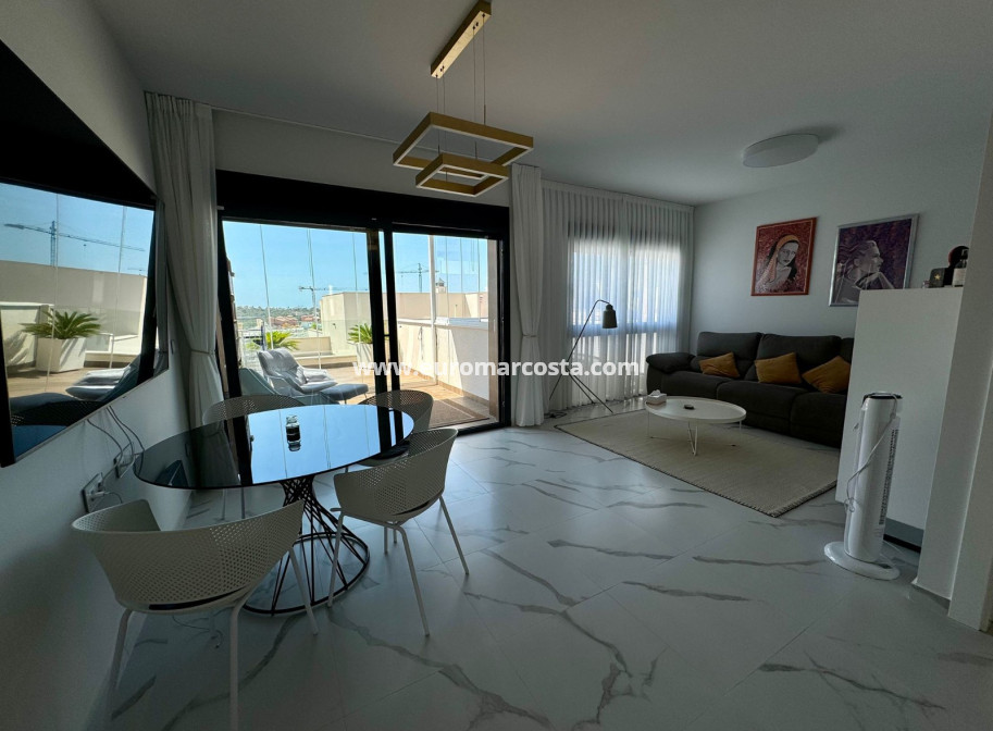 Venta - Bungalow - San Miguel de Salinas