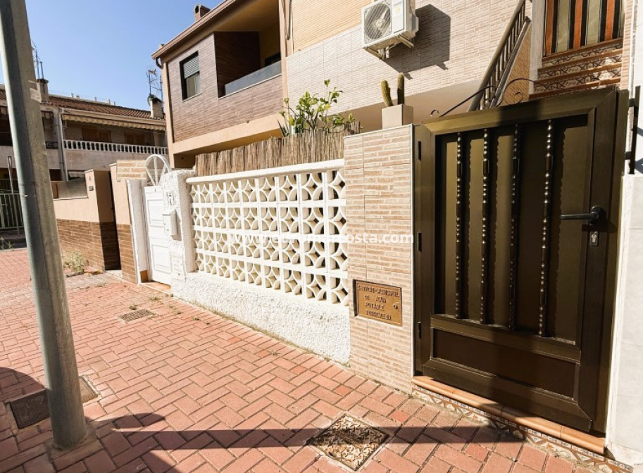 Sale - Bungalow Planta Baja - Torrevieja - TORREVIEJA