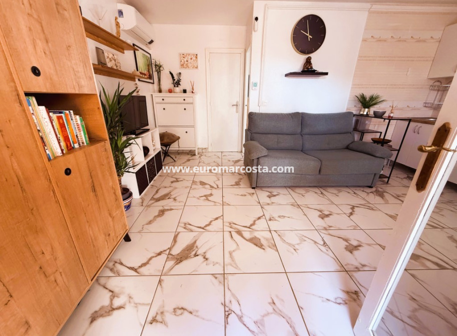 Sale - Bungalow Planta Baja - Torrevieja - TORREVIEJA