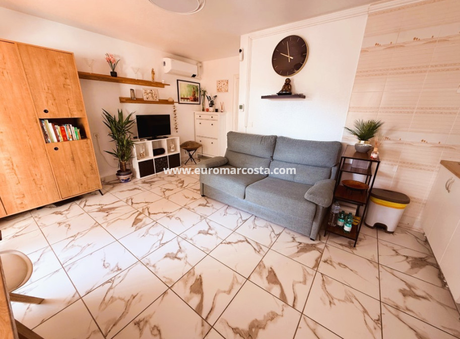 Sale - Bungalow Planta Baja - Torrevieja - TORREVIEJA