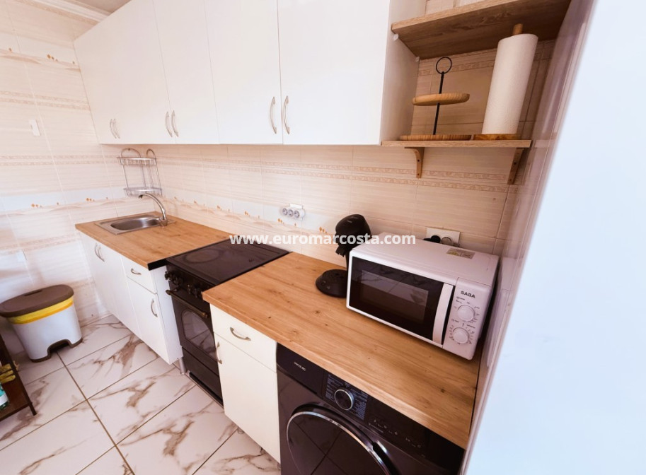 Sale - Bungalow Planta Baja - Torrevieja - TORREVIEJA