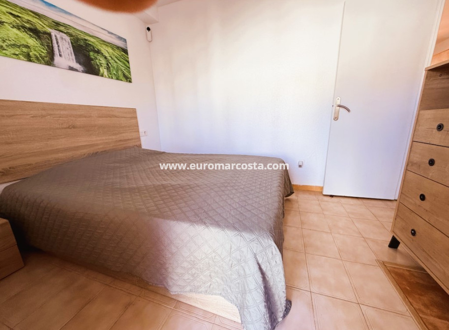 Sale - Bungalow Planta Baja - Torrevieja - TORREVIEJA
