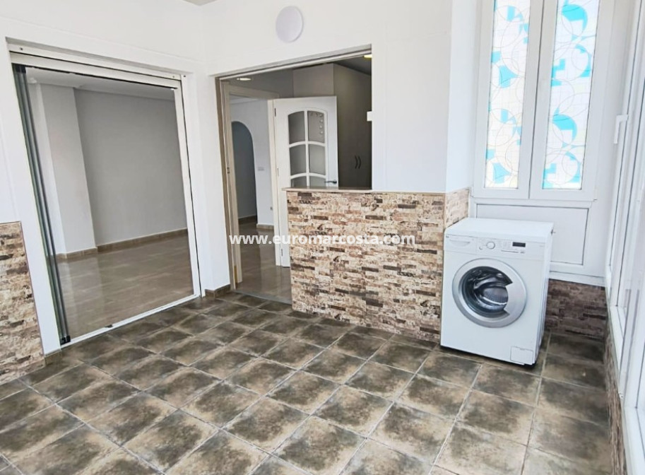 Venta - Apartamento / piso - Guardamar del Segura - Puerto Deportivo