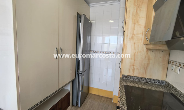 Venta - Apartamento / piso - Guardamar del Segura - Puerto Deportivo