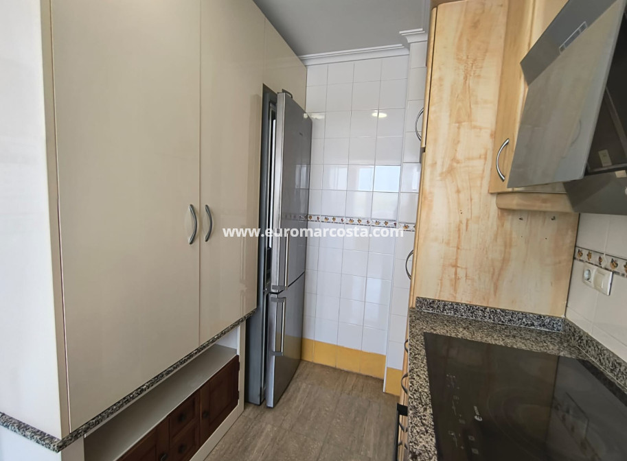 Venta - Apartamento / piso - Guardamar del Segura - Puerto Deportivo