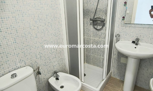 Venta - Apartamento / piso - Guardamar del Segura - Puerto Deportivo