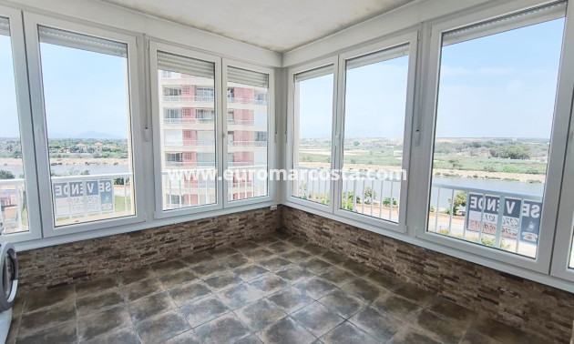 Venta - Apartamento / piso - Guardamar del Segura - Puerto Deportivo