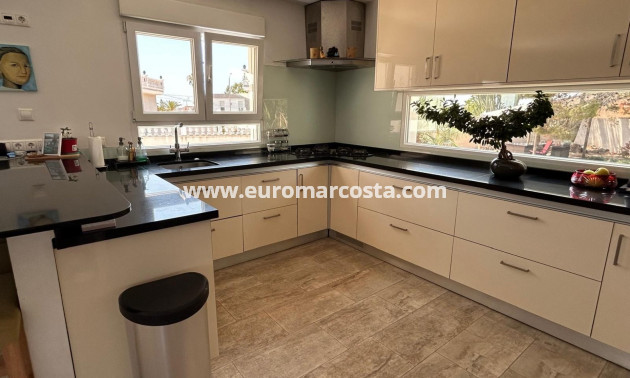Venta - Villa - Ciudad Quesada - Rojales