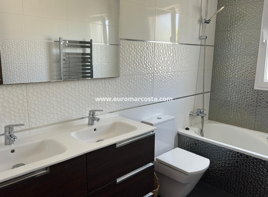 Venta - Villa - Ciudad Quesada - Rojales