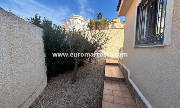 Sale - Villa - Ciudad Quesada