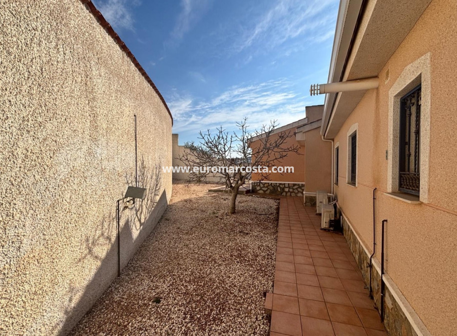 Sale - Villa - Ciudad Quesada