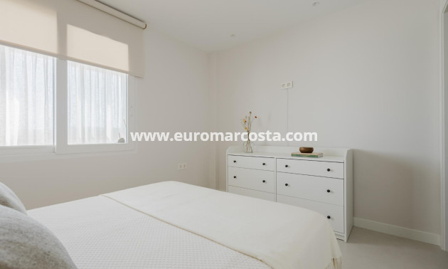 Sale - Apartment / flat - Torrevieja - TORREVIEJA