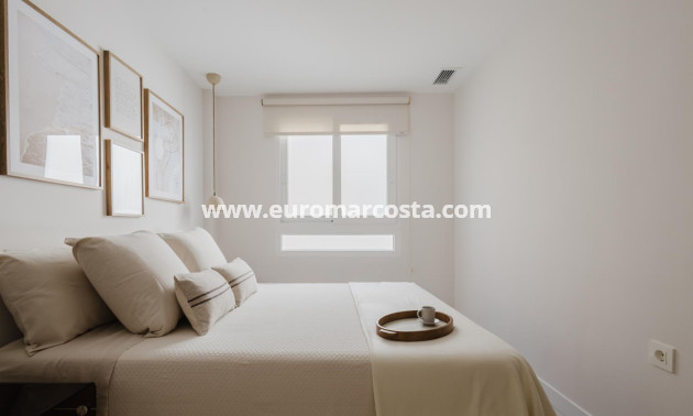 Sale - Apartment / flat - Torrevieja - TORREVIEJA