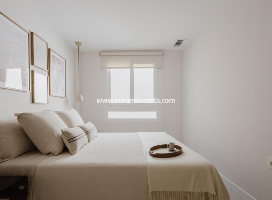 Sale - Apartment / flat - Torrevieja - TORREVIEJA