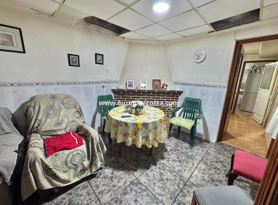 Venta - Casa - Benejúzar
