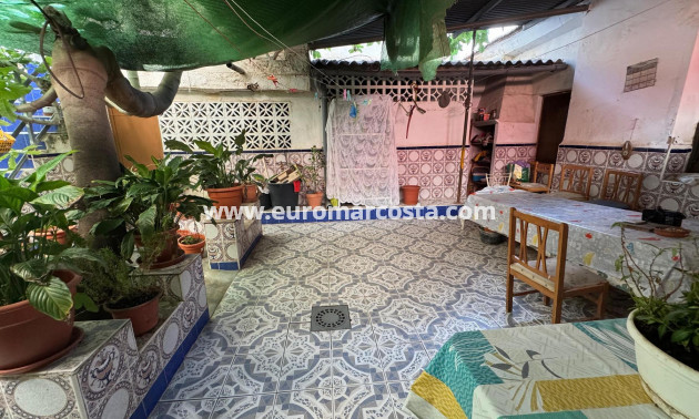 Venta - Casa - Benejúzar