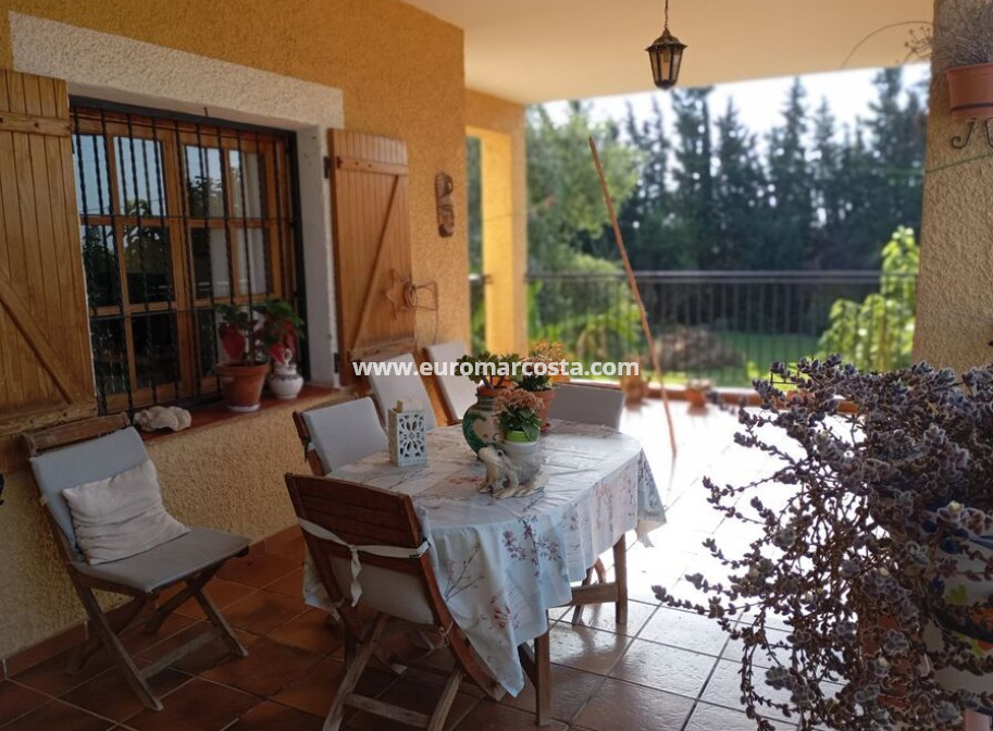 Sale - Country house - Daya Nueva