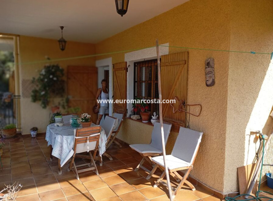 Sale - Country house - Daya Nueva