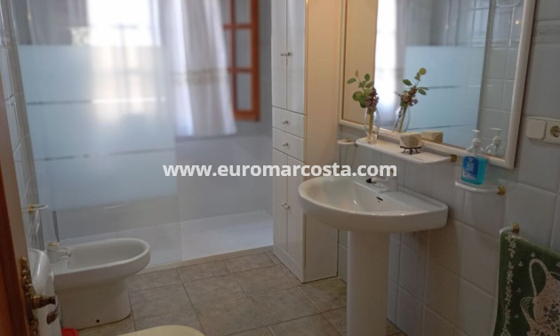Sale - Country house - Daya Nueva