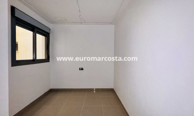 Objekte zum Wiederverkauf - Wohnung - La Mata