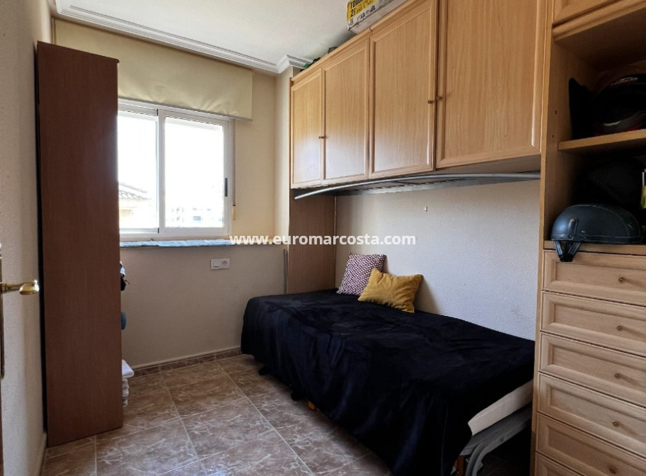 Objekte zum Wiederverkauf - Wohnung - Torrevieja - TORREVIEJA