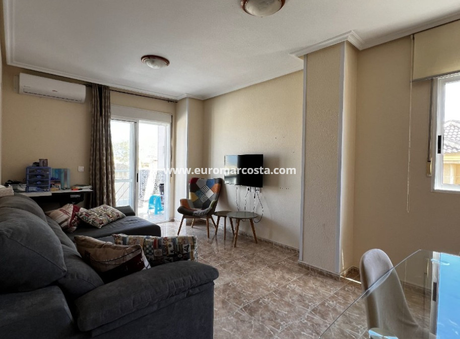 Objekte zum Wiederverkauf - Wohnung - Torrevieja - TORREVIEJA