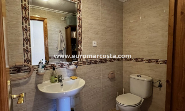 Objekte zum Wiederverkauf - Wohnung - Torrevieja - TORREVIEJA