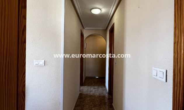 Objekte zum Wiederverkauf - Wohnung - Torrevieja - TORREVIEJA