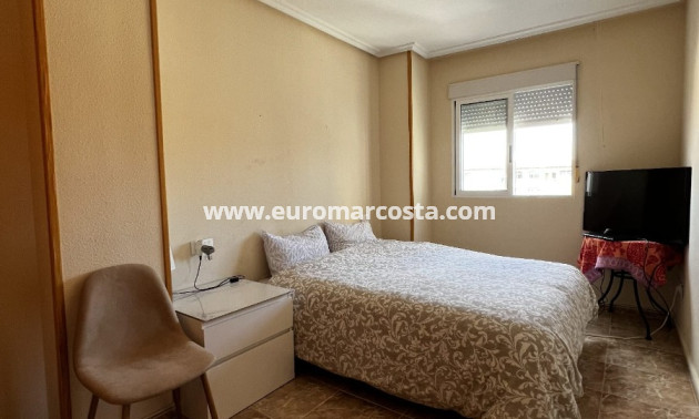Objekte zum Wiederverkauf - Wohnung - Torrevieja - TORREVIEJA