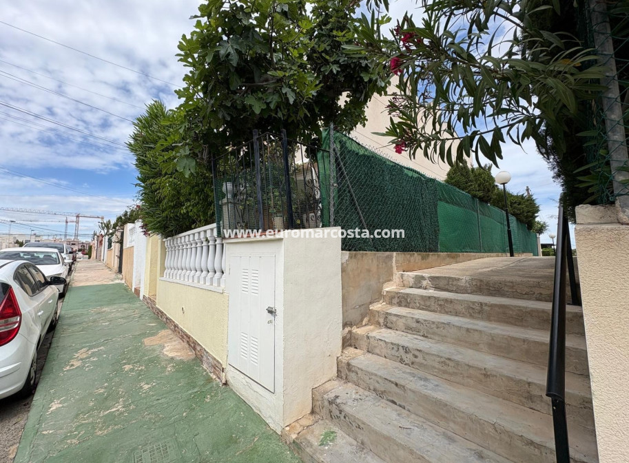Objekte zum Wiederverkauf - Bungalow Planta Alta - Torrevieja - TORREVIEJA