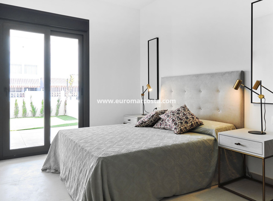 New Build - low-bungalow - Torrevieja - TORREVIEJA