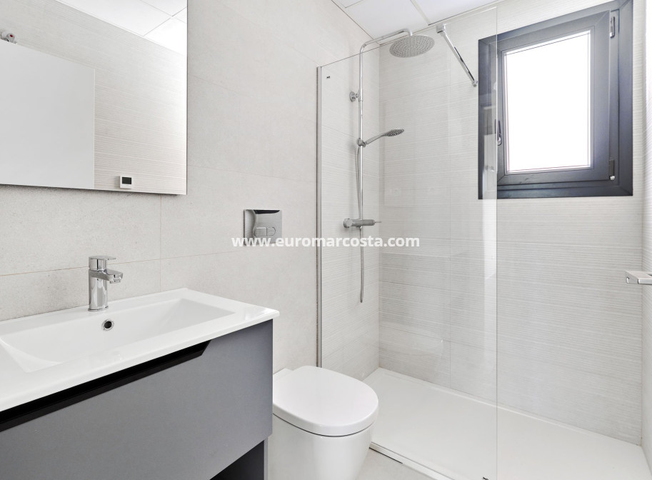 Nueva construcción  - high-bungalow - Torrevieja - TORREVIEJA